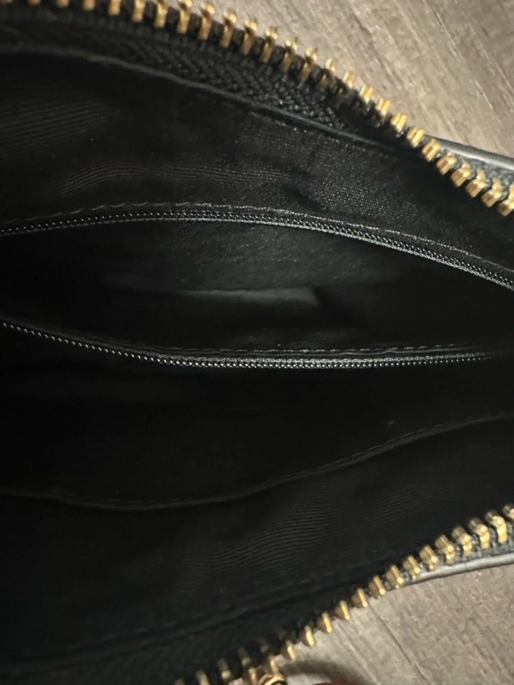 Red Croc-Embossed Chain Handle Shoulder Bag